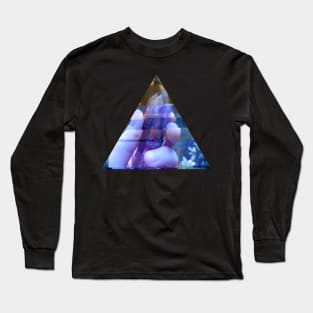 amethyst tower cold Long Sleeve T-Shirt